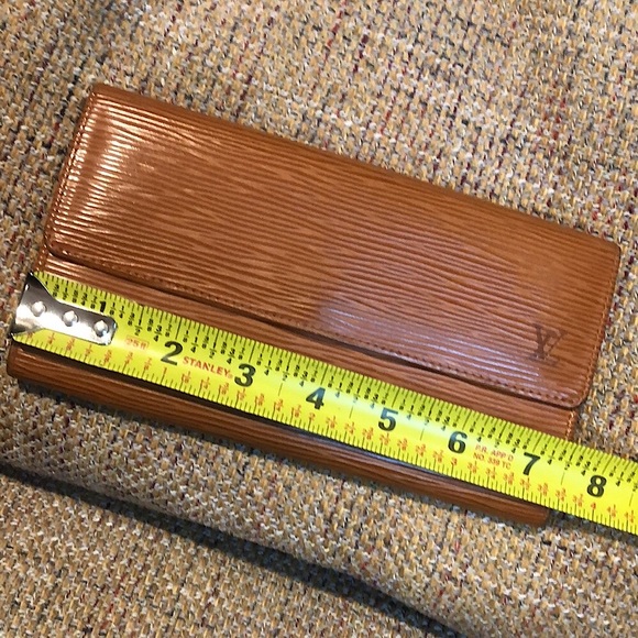 LOUIS VUITTON Cipango Gold Epi Porte Feuille Sarah Long Bifold Wallet SR0011 - Picture 17 of 17